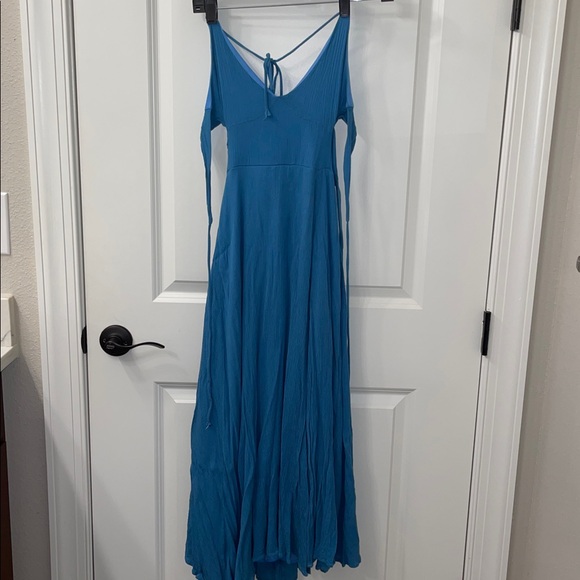 Luz Elegant Blue Turquoise Spaghetti Stap Backless Midi Slit Dress Small - Picture 1 of 6